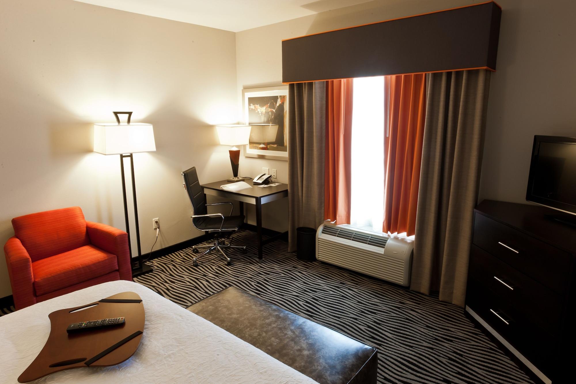 Hampton Inn And Suites Tulsa Central Exteriér fotografie