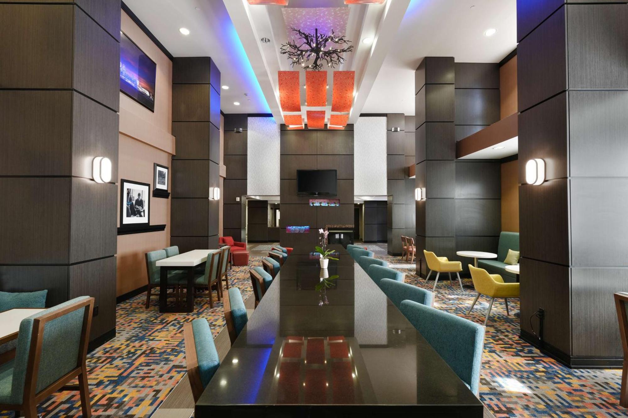 Hampton Inn And Suites Tulsa Central Exteriér fotografie